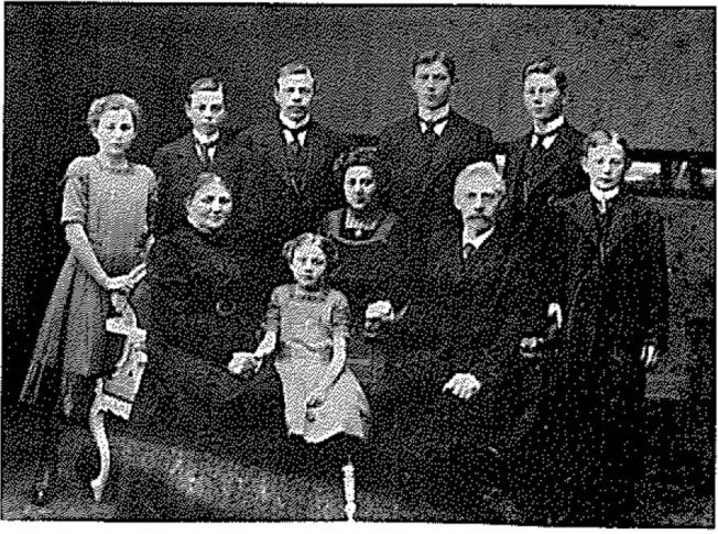 Peder Neesgaard Dragsbæk med familie