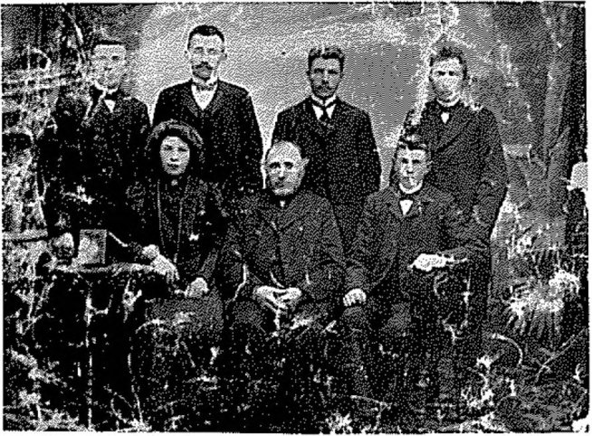 Thomas Christian, Peder Christian, Ole, Søren Christian, Lars Christian og Kristian Aas Sørensen samt Inger Aas Krogh f